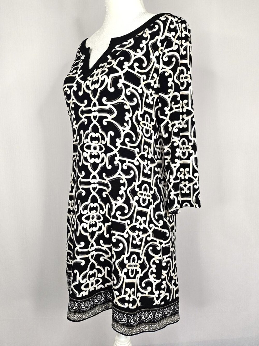 White House Black Market | Scroll Print Tunic Top | 3/4 Sleeve | Size S